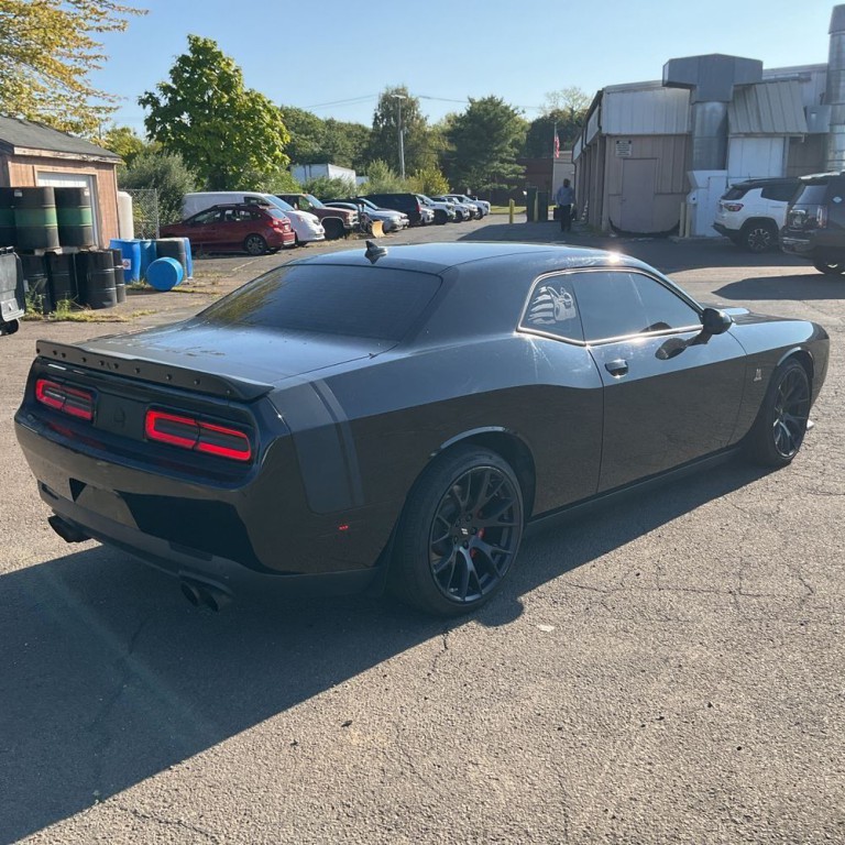 2018 Dodge Challenger Image 6