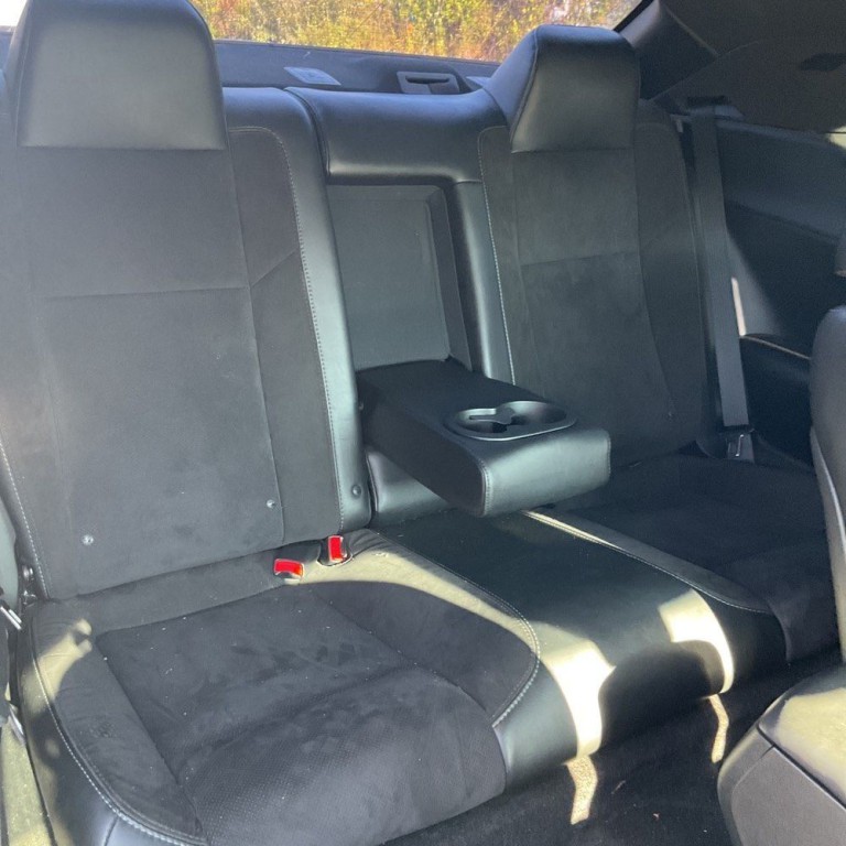 2018 Dodge Challenger Image 16