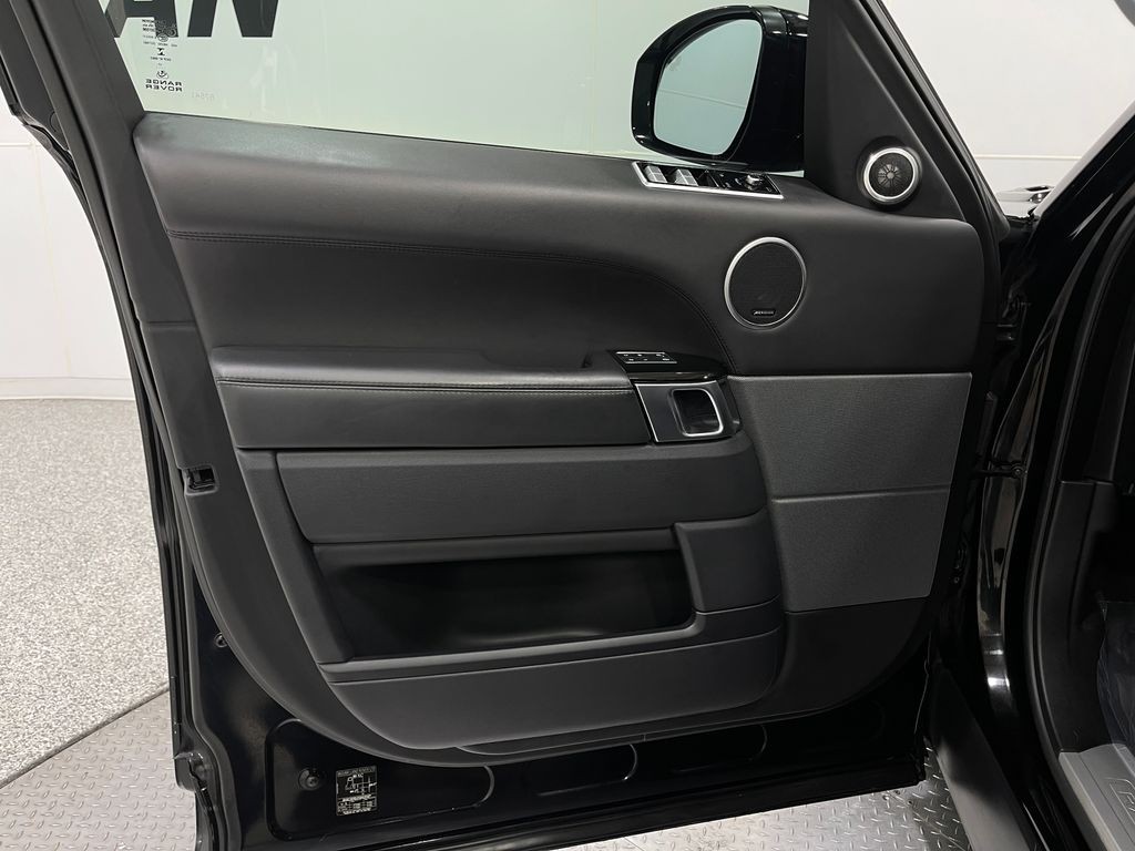 2018 Land Rover Range Rover Sport Image 16