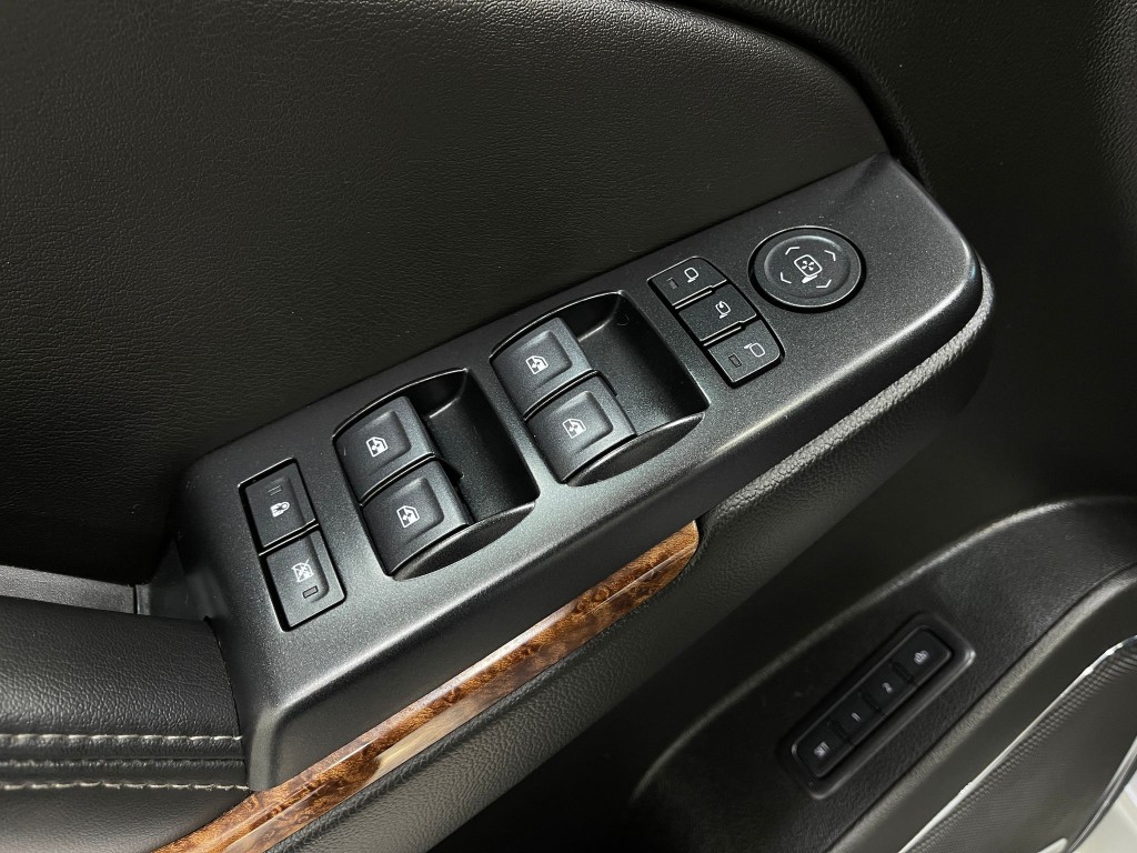 2018 Chevrolet Tahoe Image 17