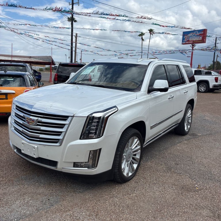 2016 Cadillac Escalade Image 3
