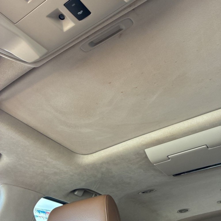 2016 Cadillac Escalade Image 15