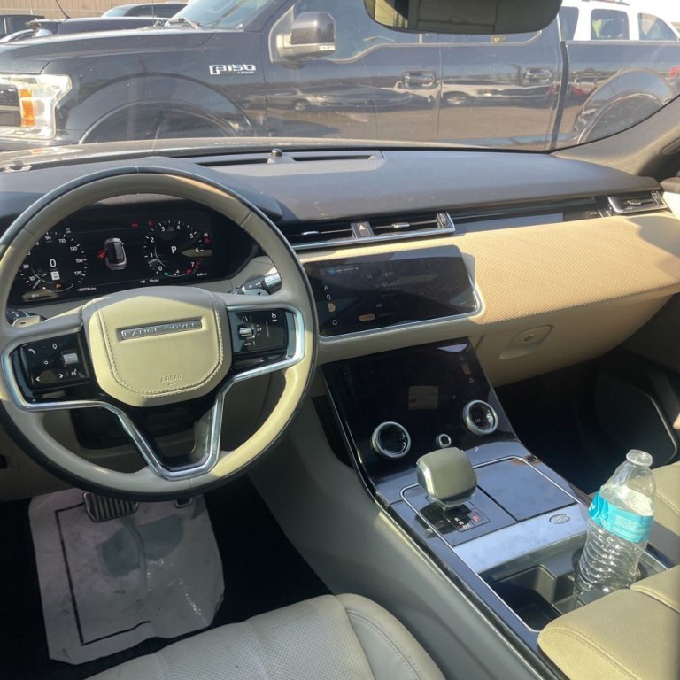 2021 Land Rover Range Rover Image 10