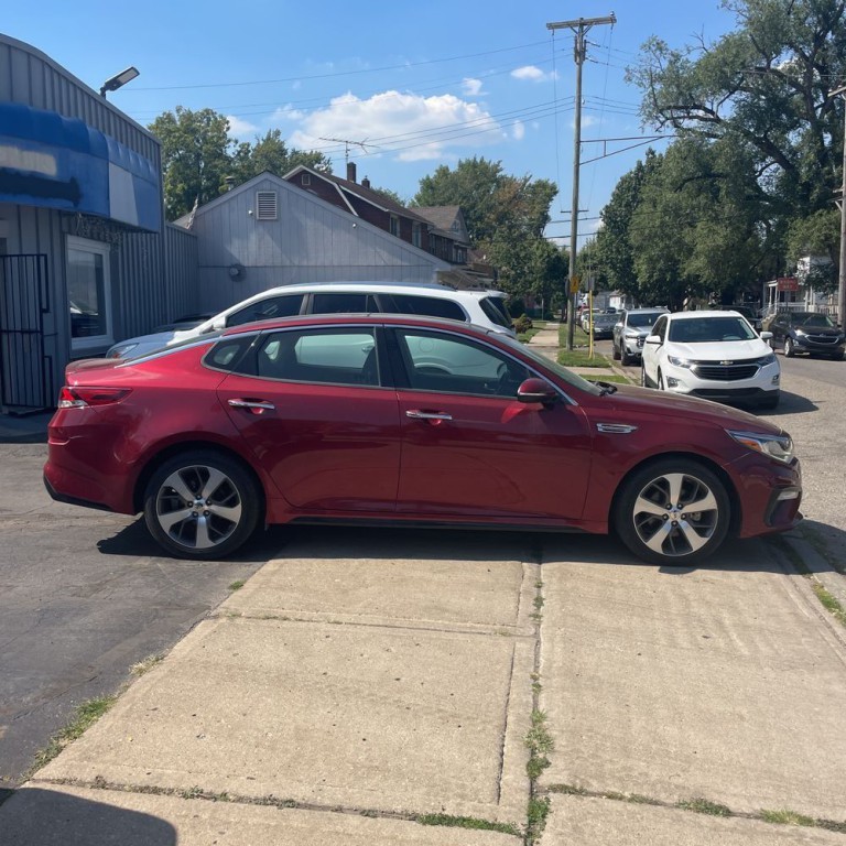 2020 Kia Optima Image 3