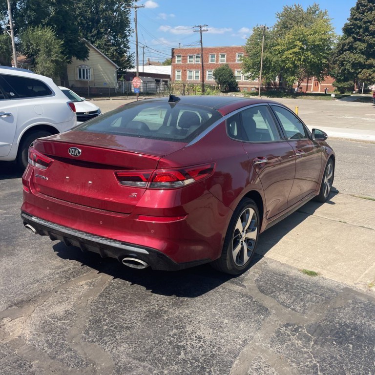 2020 Kia Optima Image 5