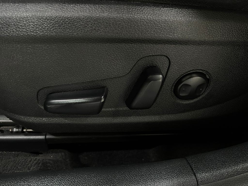 2020 Kia Optima Image 17