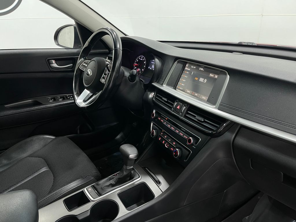2020 Kia Optima Image 20