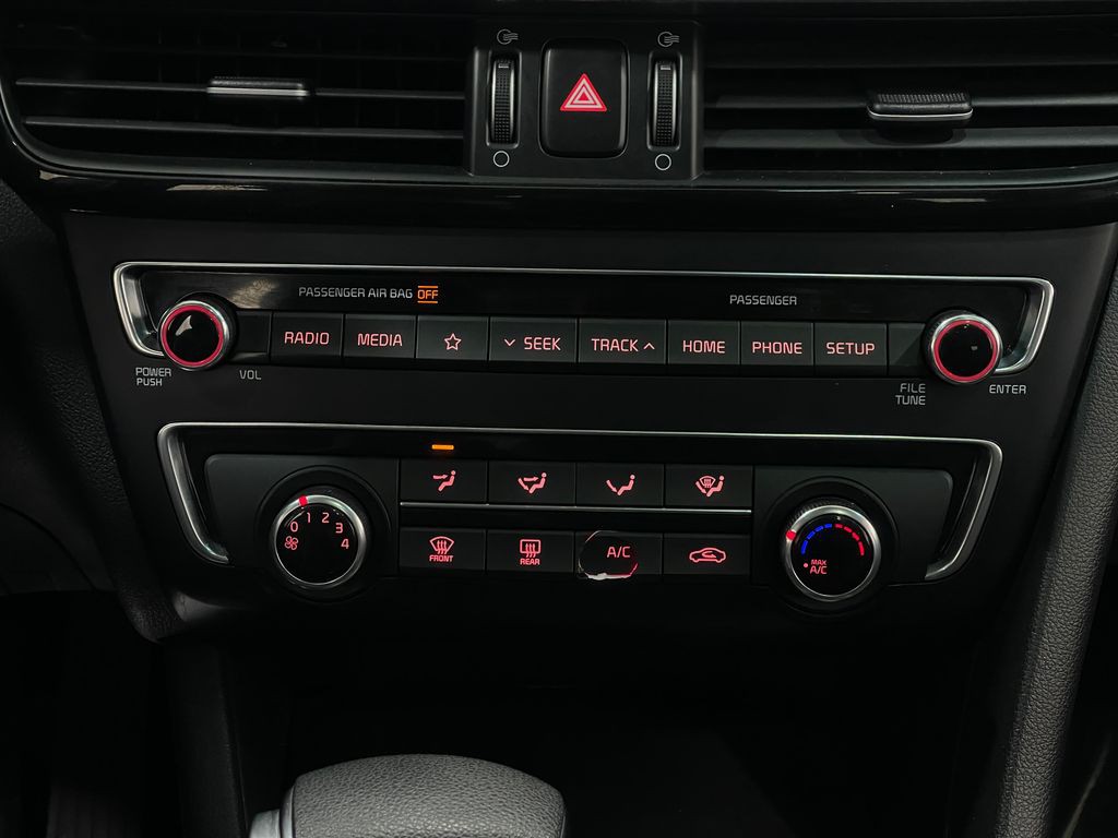 2020 Kia Optima Image 25