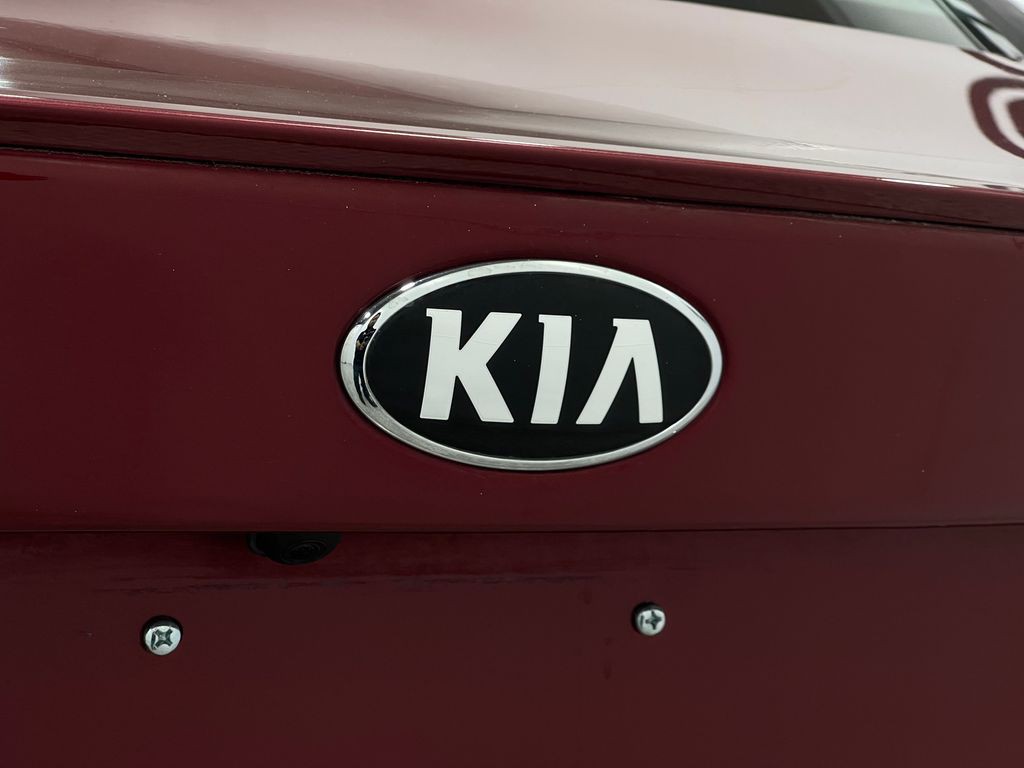 2020 Kia Optima Image 38