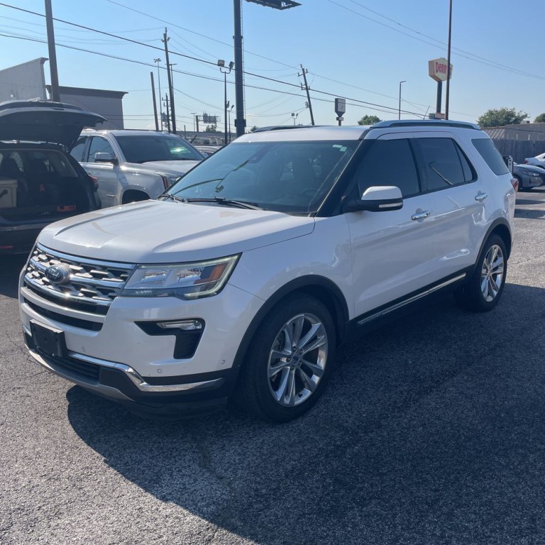 2018 Ford Explorer Image 2