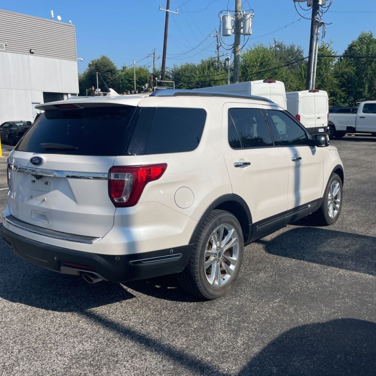 2018 Ford Explorer Image 5