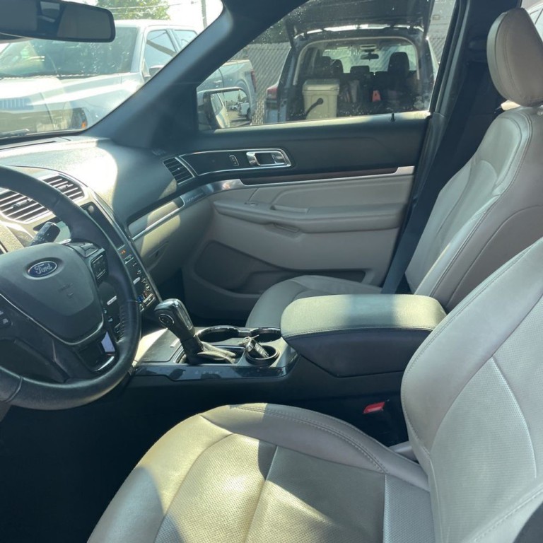 2018 Ford Explorer Image 7