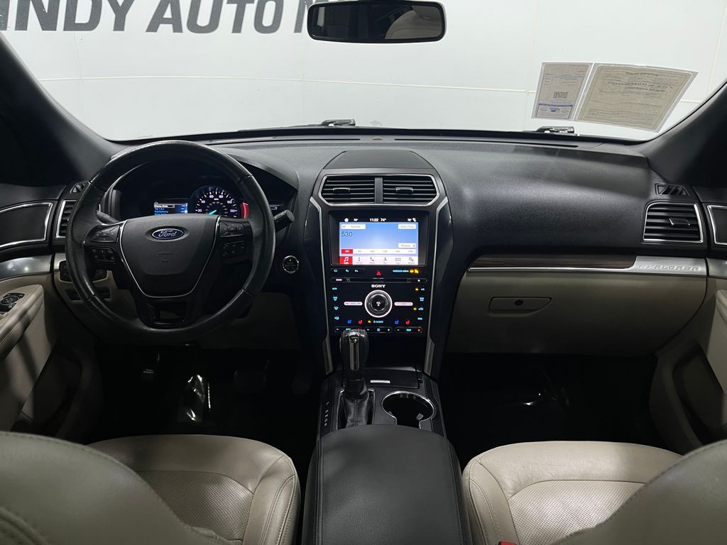 2018 Ford Explorer Image 18