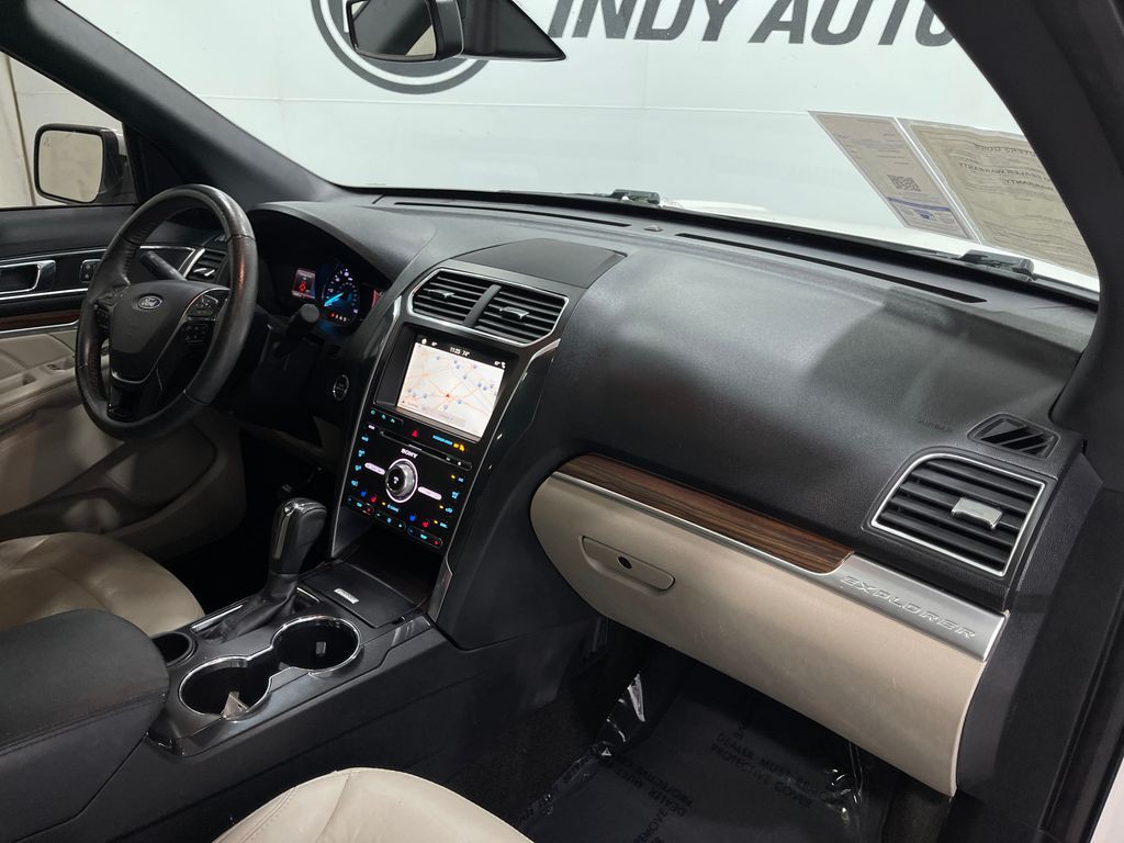 2018 Ford Explorer Image 19