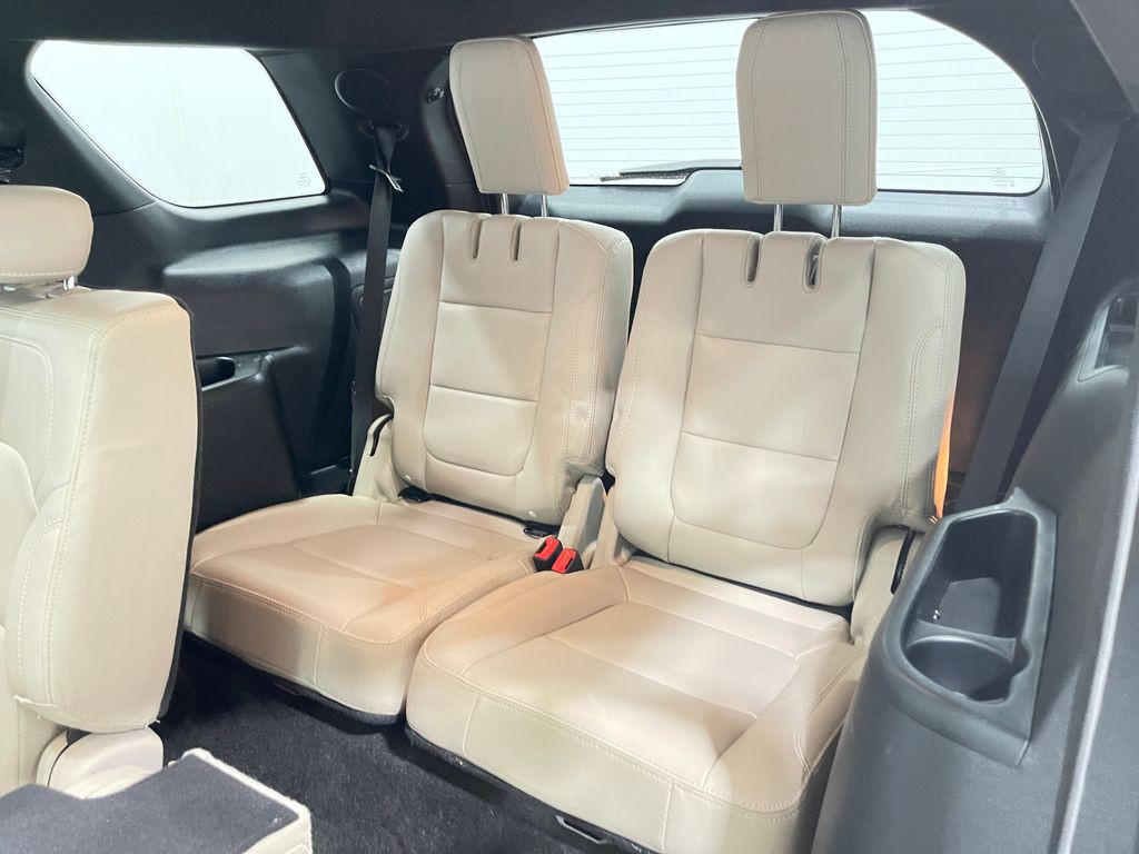 2018 Ford Explorer Image 31