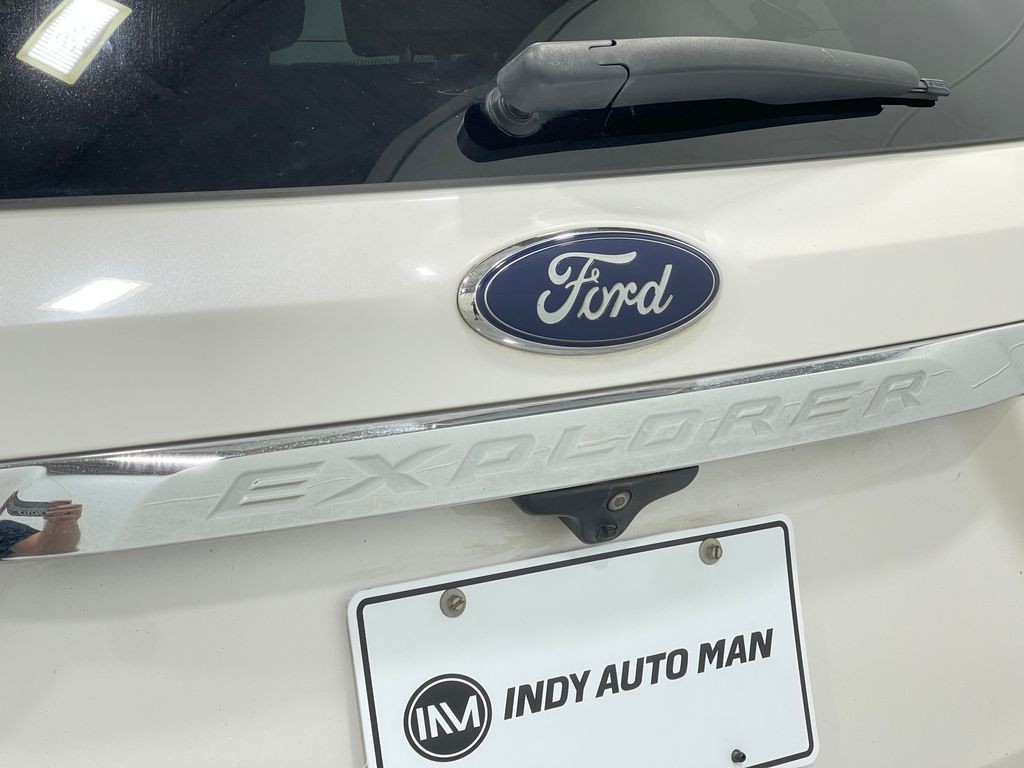 2018 Ford Explorer Image 39