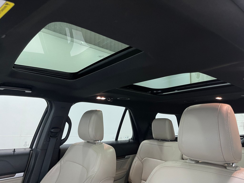 2018 Ford Explorer Image 12