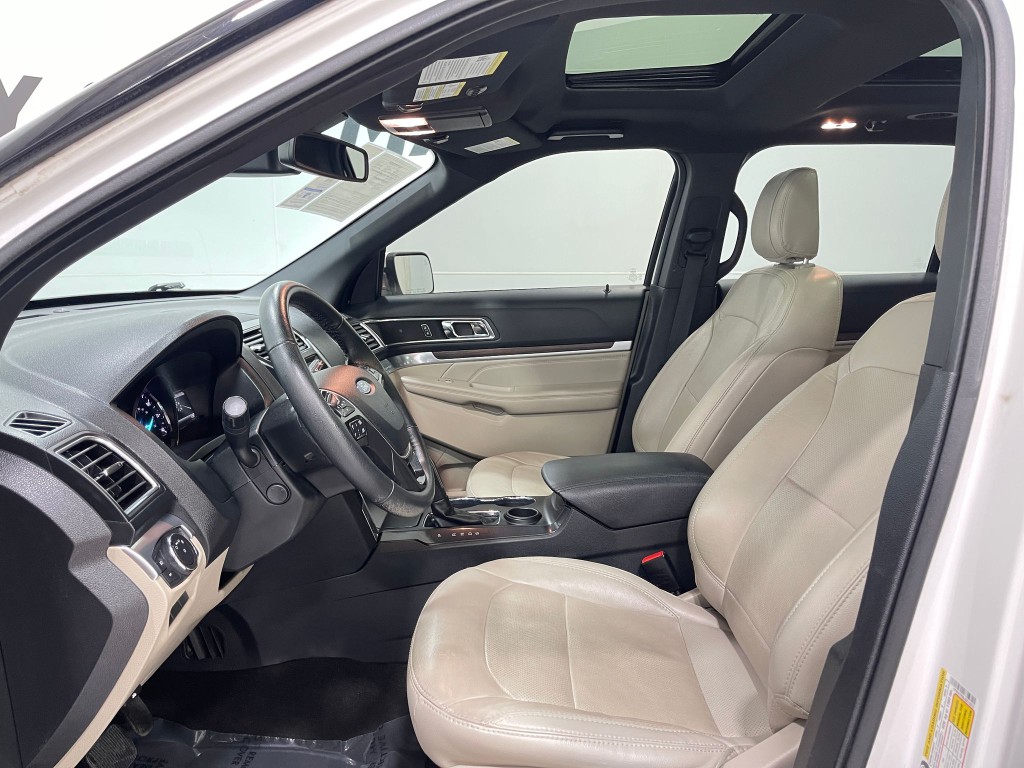 2018 Ford Explorer Image 14
