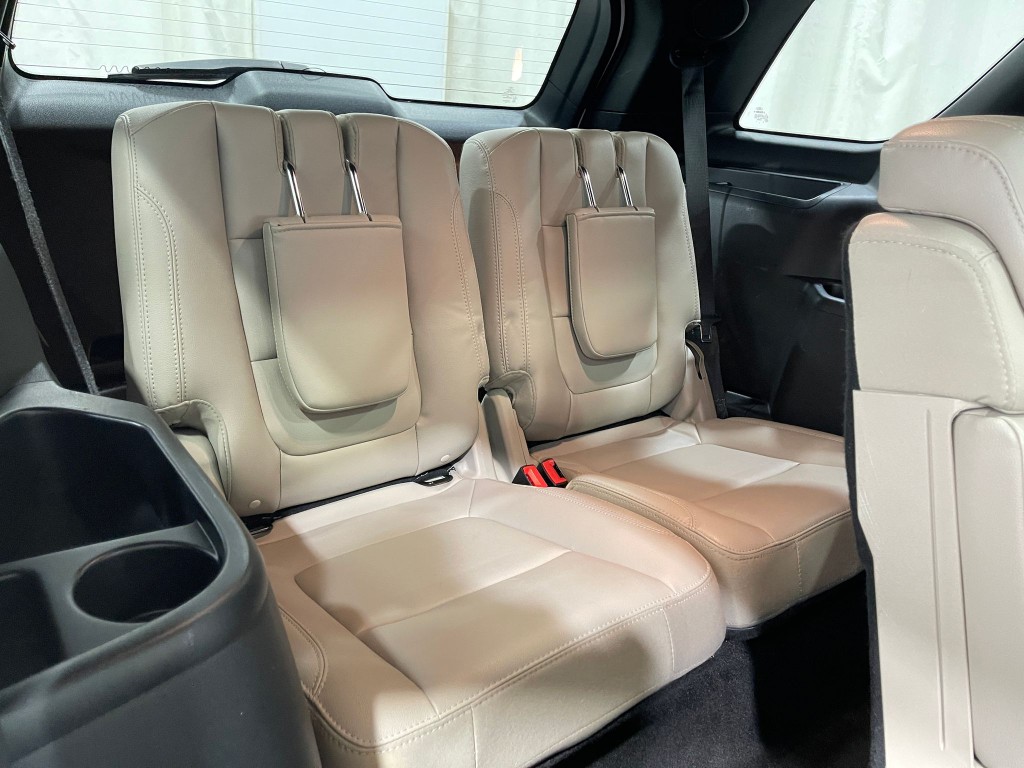 2018 Ford Explorer Image 31