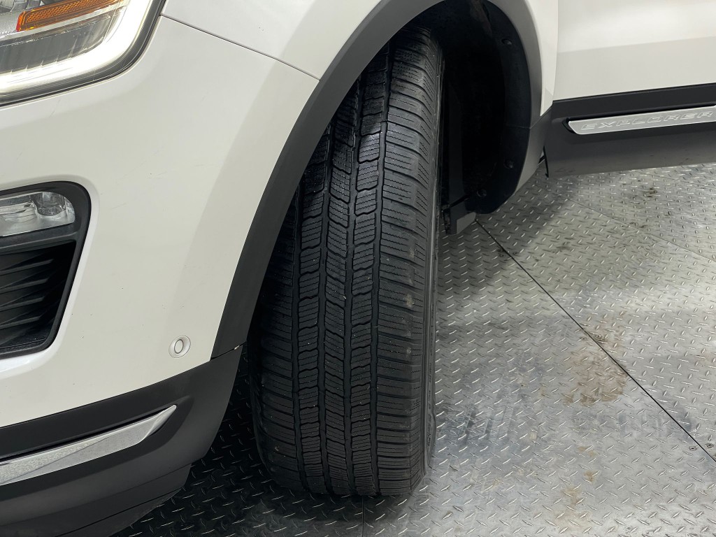 2018 Ford Explorer Image 37