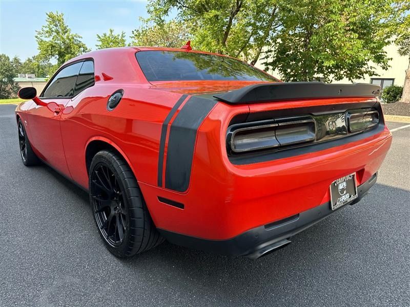2018 Dodge Challenger Image 5