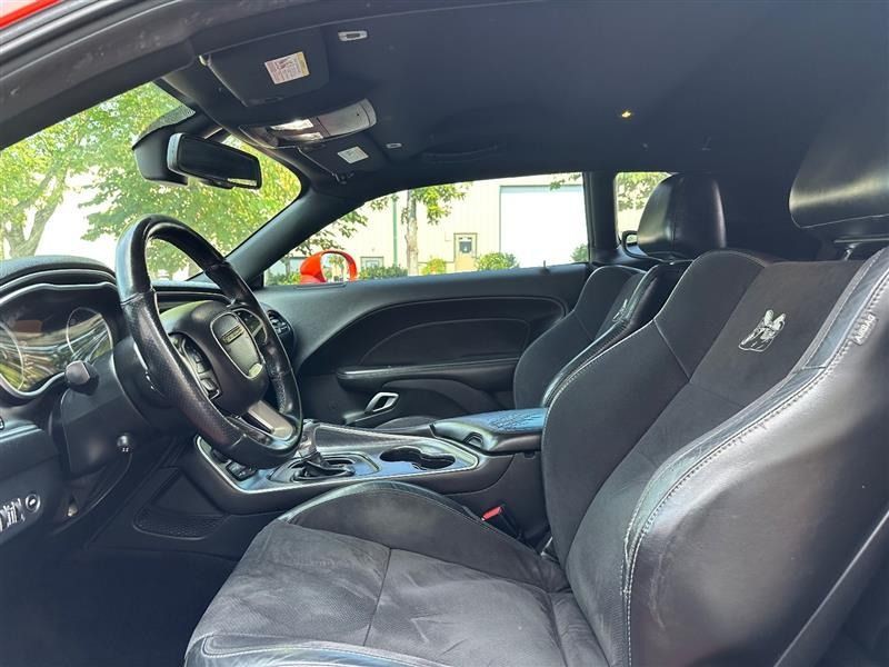 2018 Dodge Challenger Image 6