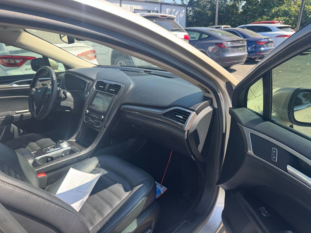 2018 Ford Fusion Image 6