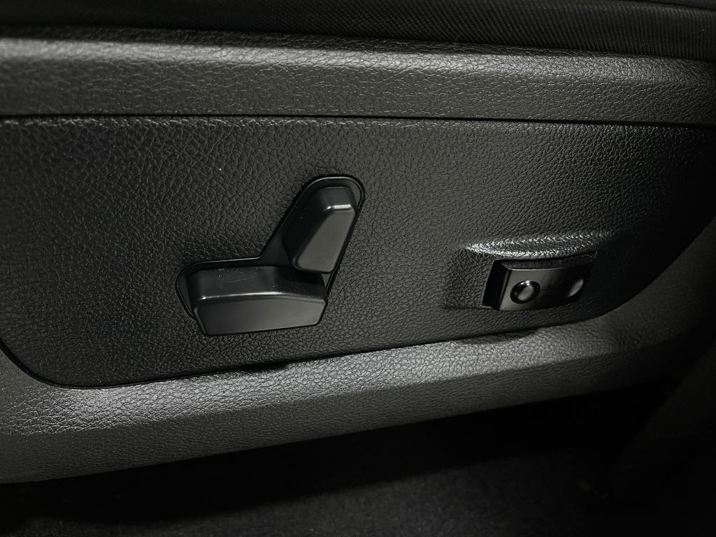 2018 RAM 1500 Image 17