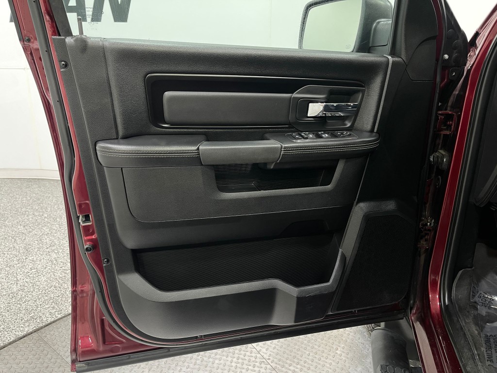 2018 RAM 1500 Image 15