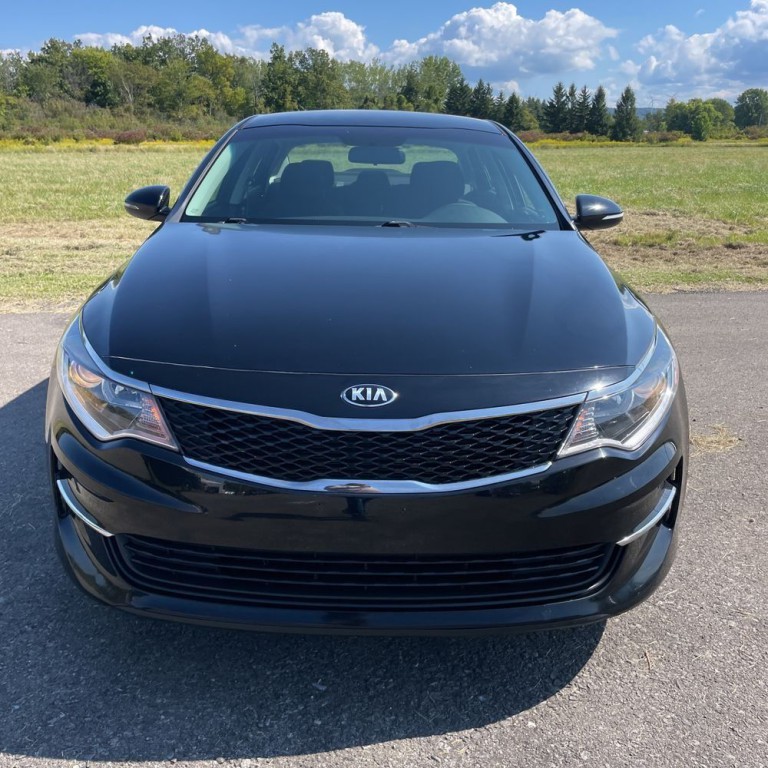 2018 Kia Optima Image 2