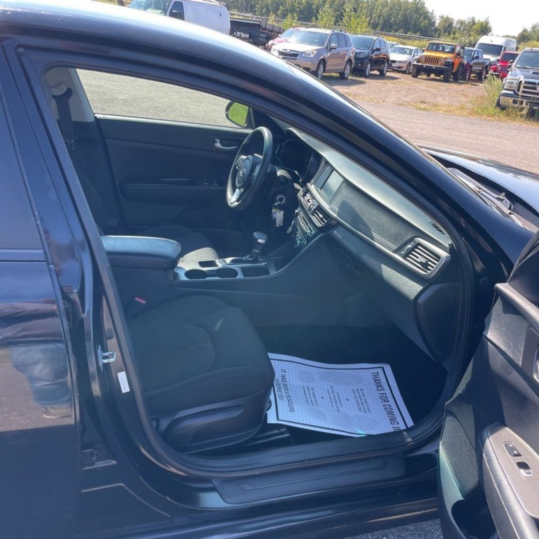 2018 Kia Optima Image 9