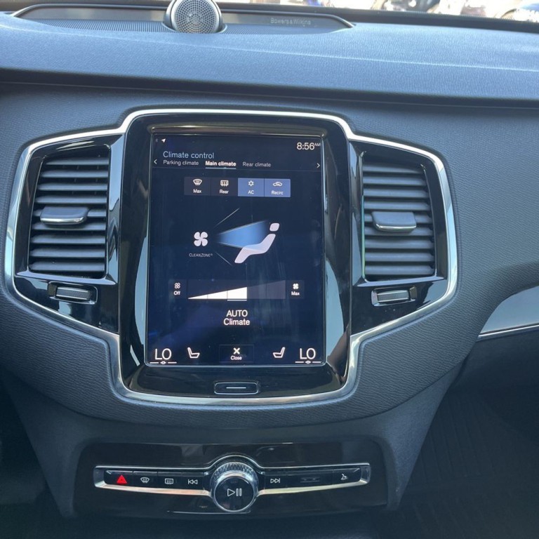 2018 Volvo XC90 Image 12