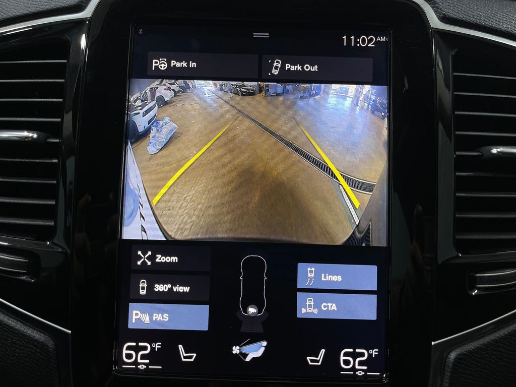 2018 Volvo XC90 Image 11