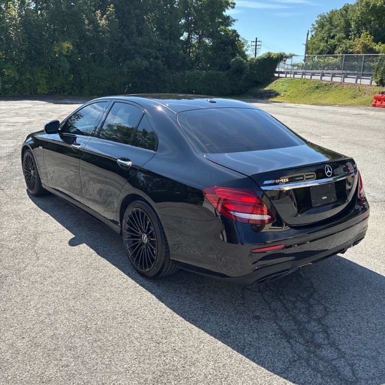 2018 Mercedes-Benz E-Class Image 7