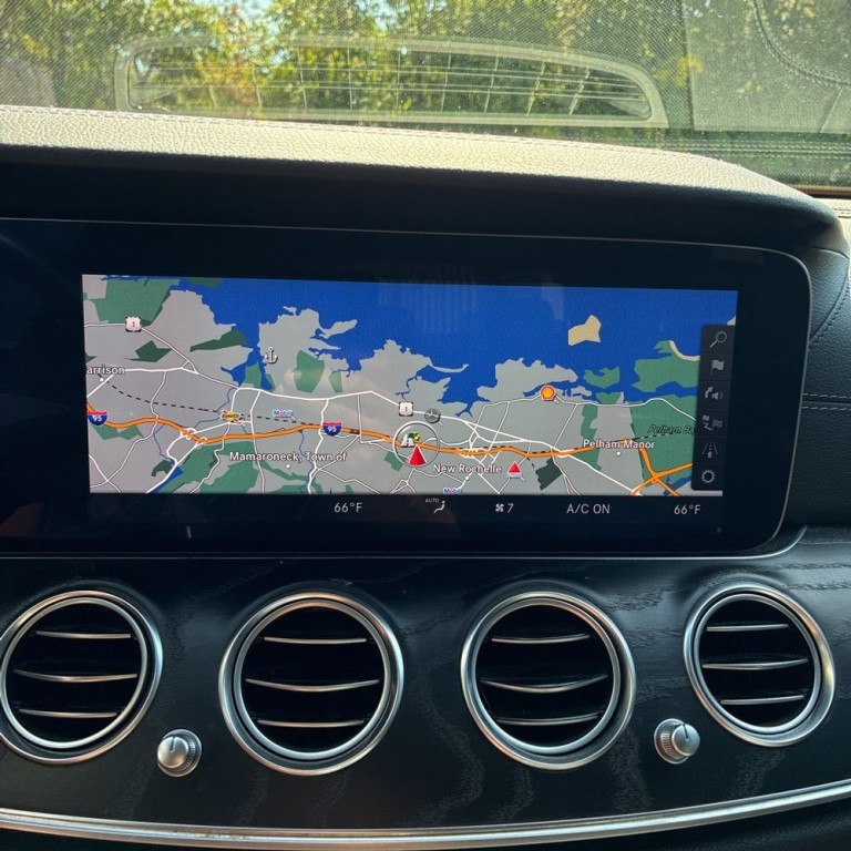 2018 Mercedes-Benz E-Class Image 14