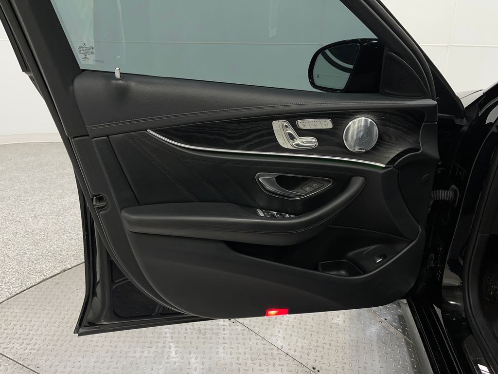 2018 Mercedes-Benz E-Class Image 15