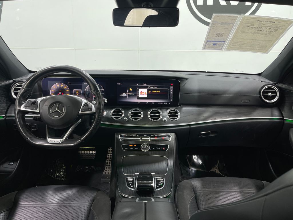 2018 Mercedes-Benz E-Class Image 19
