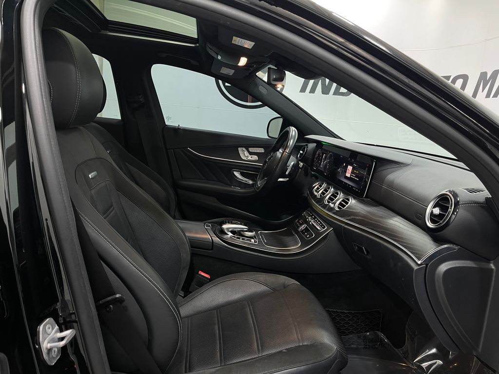 2018 Mercedes-Benz E-Class Image 32