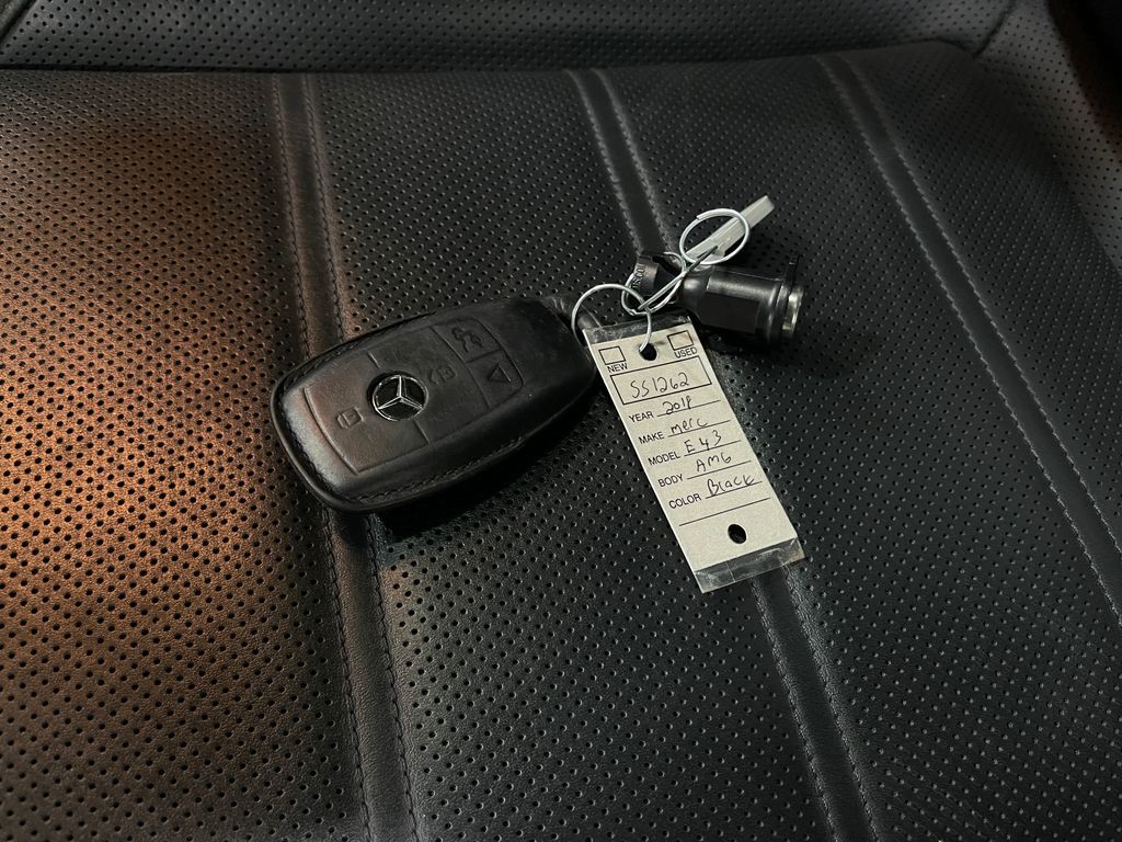 2018 Mercedes-Benz E-Class Image 37