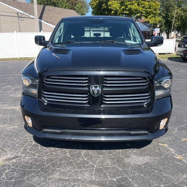 2016 RAM 1500 Image 2