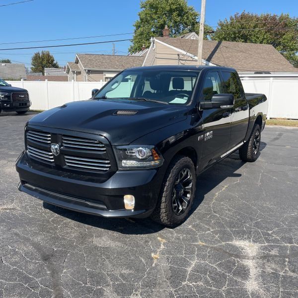 2016 RAM 1500 Image 3