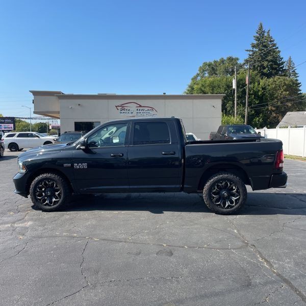 2016 RAM 1500 Image 5