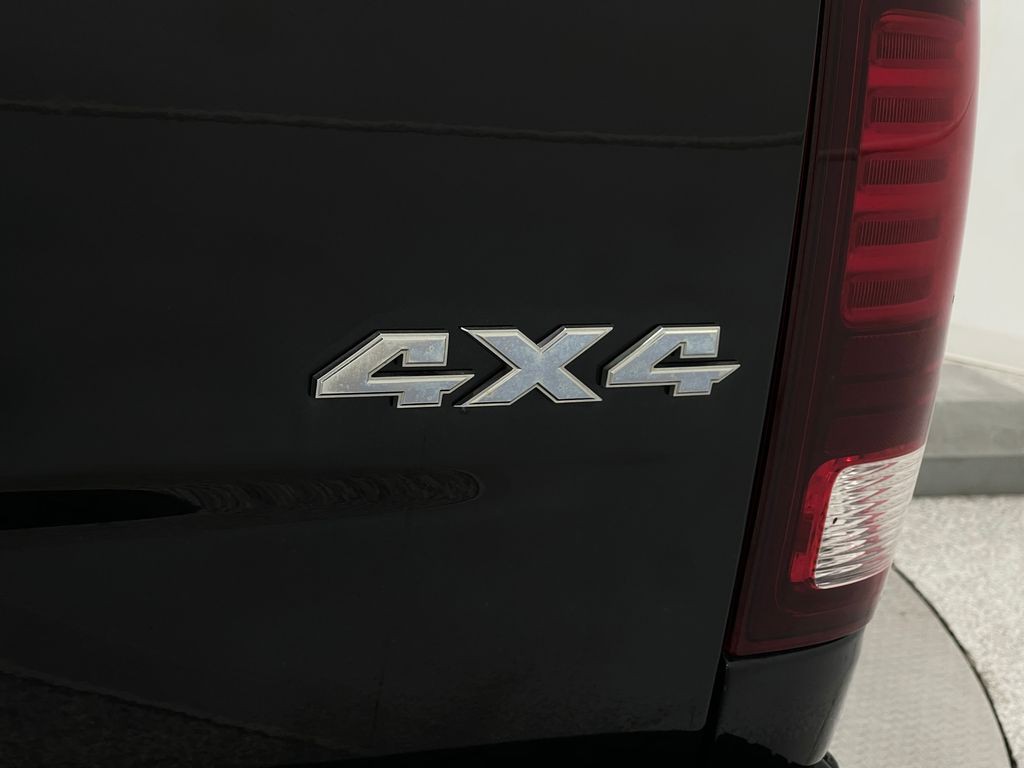 2016 RAM 1500 Image 40