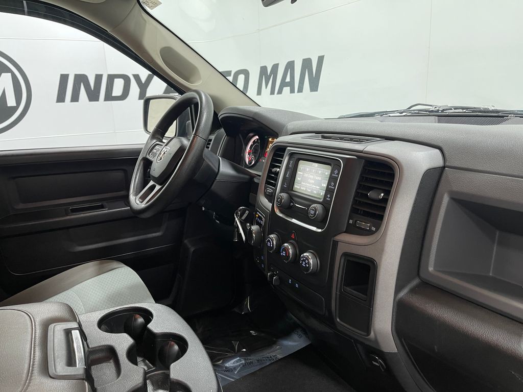 2015 RAM 1500 Image 16