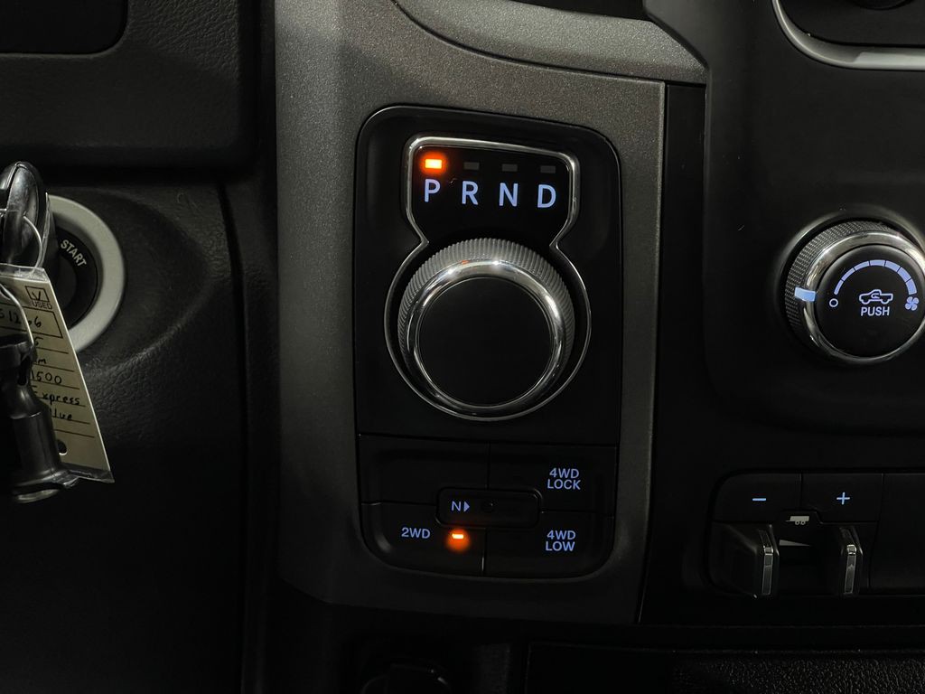 2015 RAM 1500 Image 25