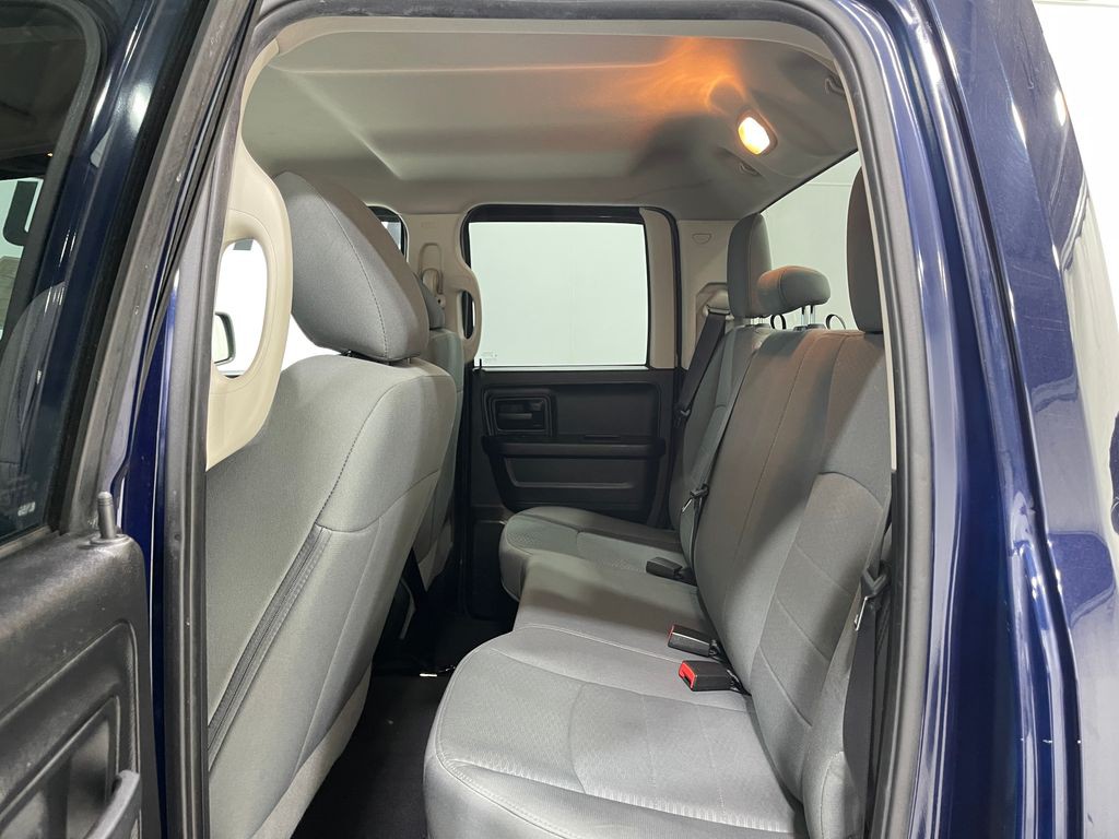 2015 RAM 1500 Image 26