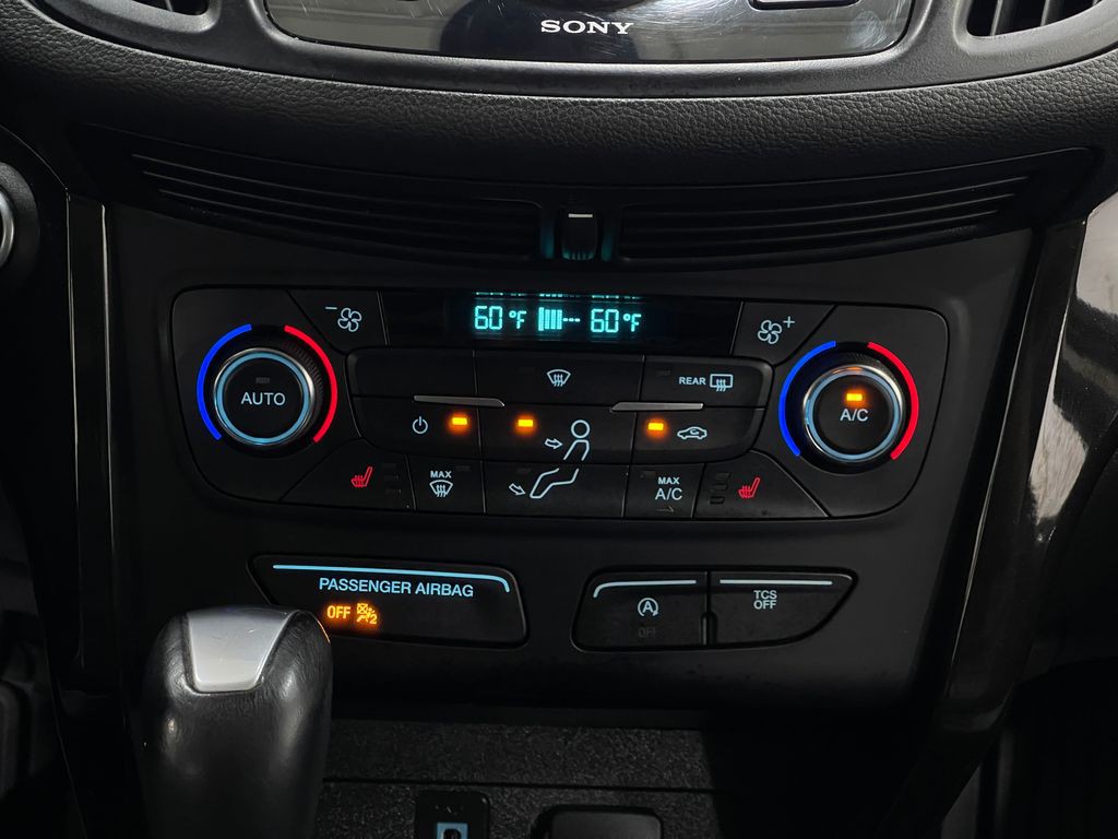 2017 Ford Escape Image 24