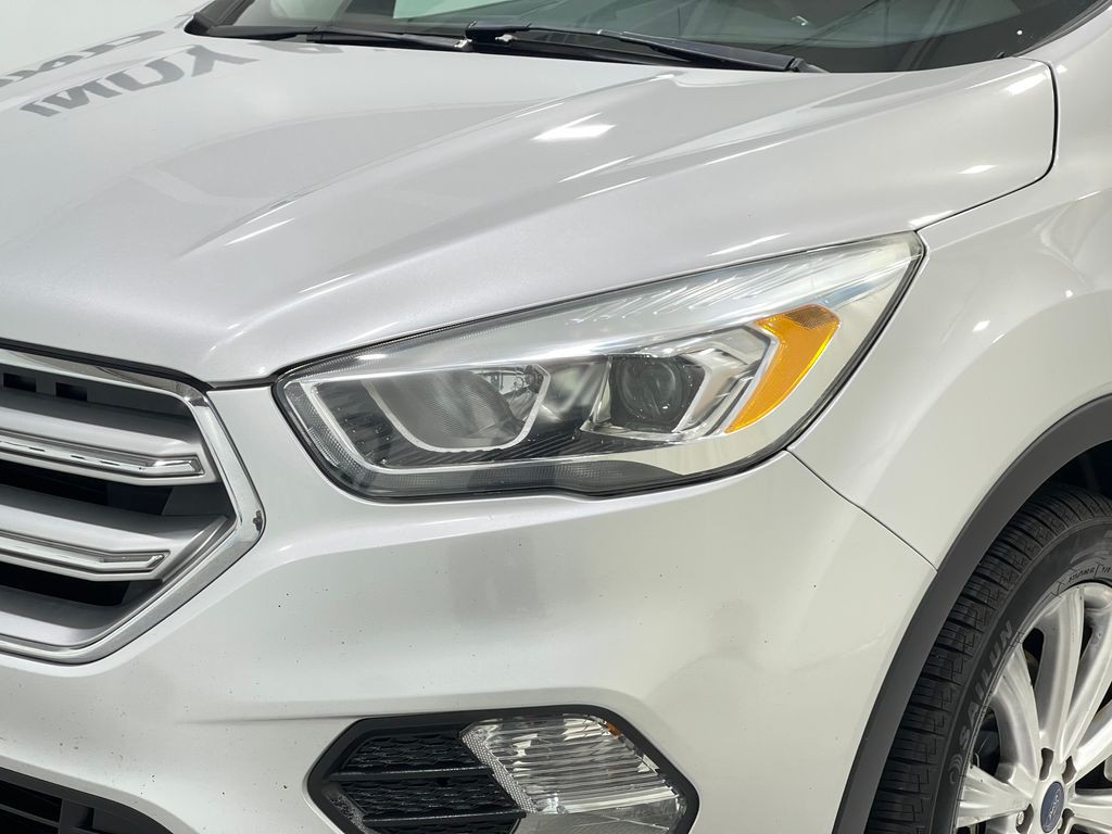 2017 Ford Escape Image 32
