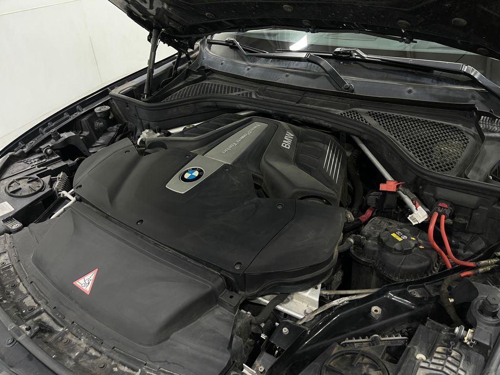 2016 BMW X5 Image 28