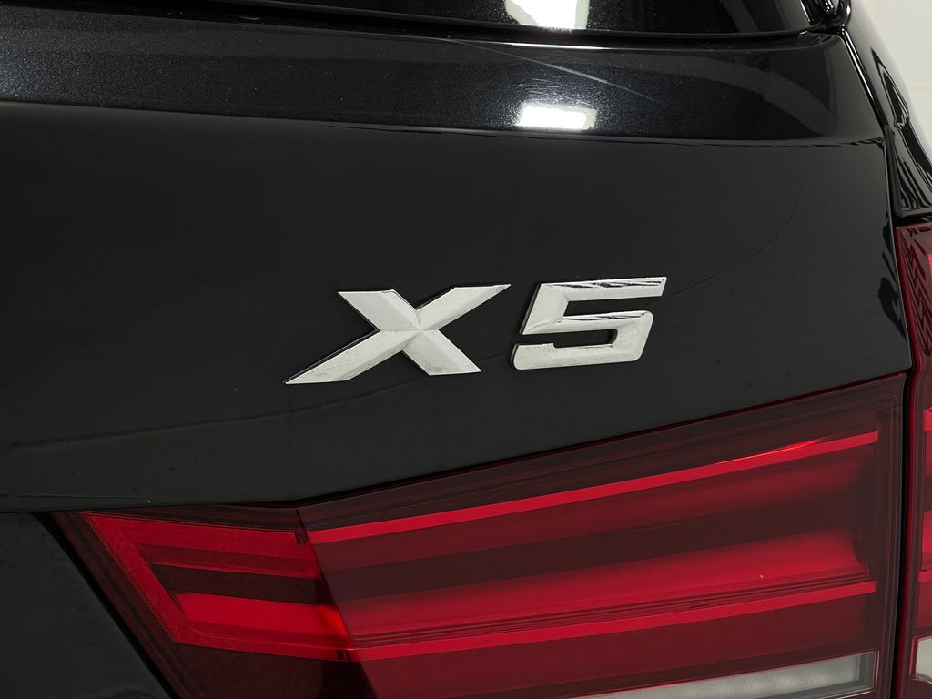 2016 BMW X5 Image 39